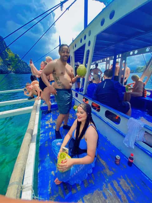 El Nido Tour C: Explore Hidden & Secret Beach Adventure - Crowds, boat engines, and how to make the best of it