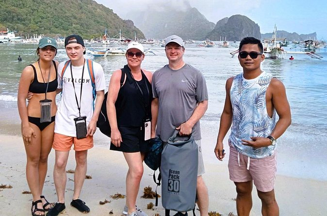 El Nido Tour D Full Day w/ Beach Lunch - Pasandigan Cove and Paradise Beach: your late day reward