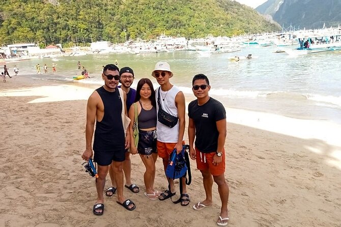 El Nido Tour D Full Day w/ Beach Lunch - Group size, shared boats, and how to avoid crowd disappointment