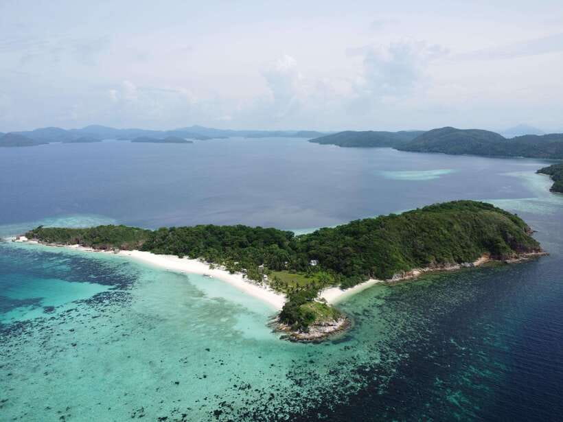 From Coron Town: Beaches and Islands Boat Tour with Lunch - Bulog Island Break: Guided Time Plus Free Swimming