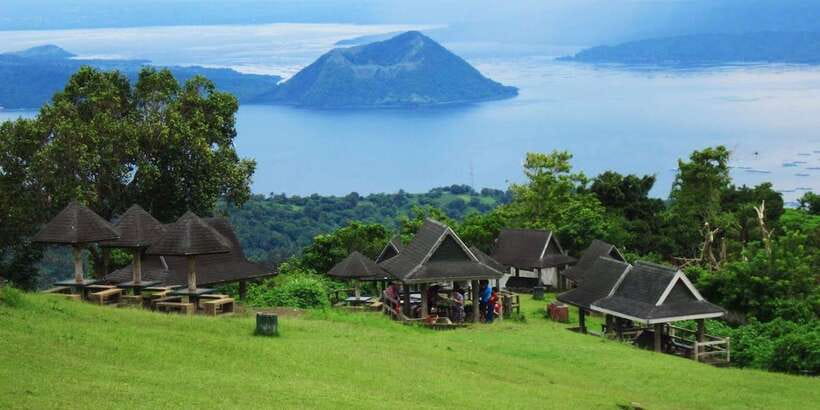 From Manila: Panoramic Tagaytay Ridge Tour - Small-Group Pace, Guides Like Frank and Omar, and When Photos Actually Happen