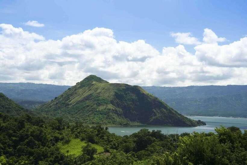 From Manila: Panoramic Tagaytay Ridge Tour - Palace in the Sky: Where the Big Taal View Lives