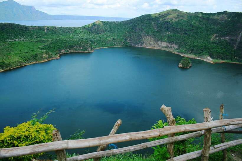 Full-Day Manila City, Tagaytay Taal Volcano and Lake Tour - Tagaytay Ridge and the Palace in the Sky viewpoint