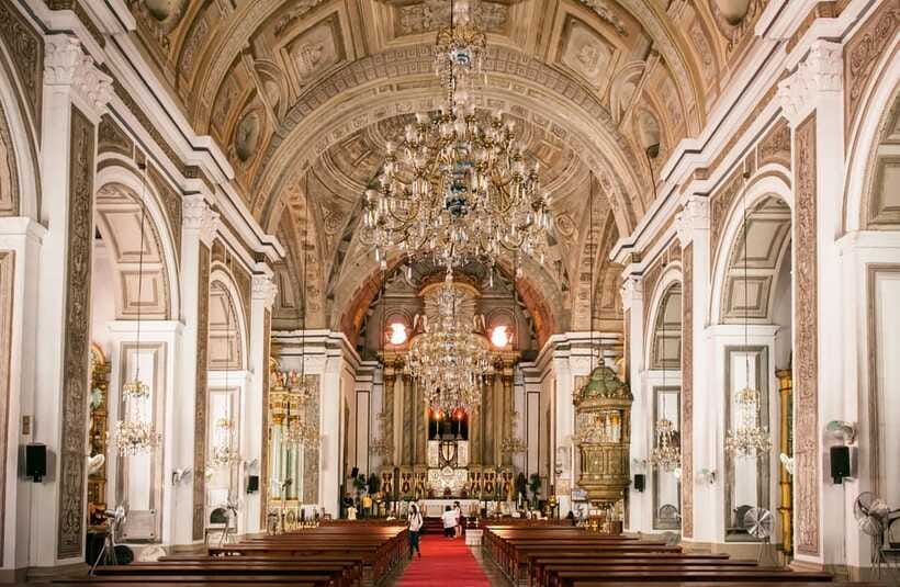 Half-Day Heritage Tour: Manila’s Historic Gems - Paco Park and Cemetery: the calm reset after the walls