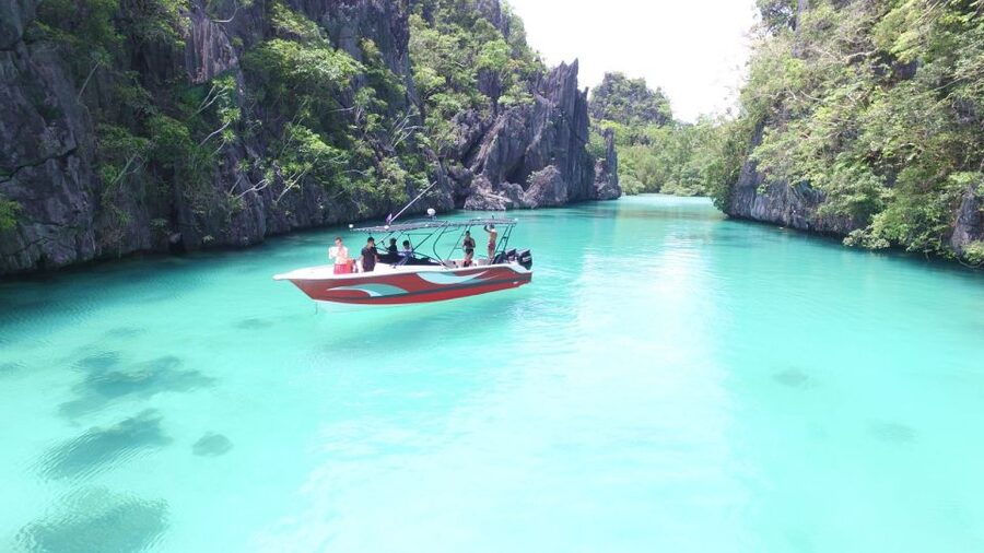 Half-Day Seasation Premium Speedboat Group Island Hopping - Meeting Up, Finding the Right Guide, and Starting Smooth