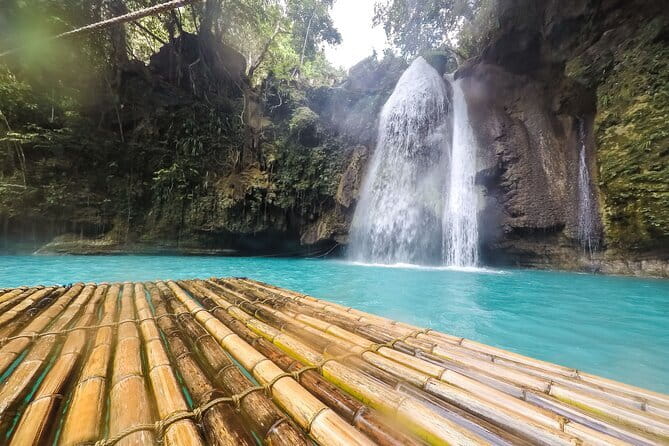 Kawasan Falls Canyoneering Tour from Moalboal - Badian lunch: the reset you need