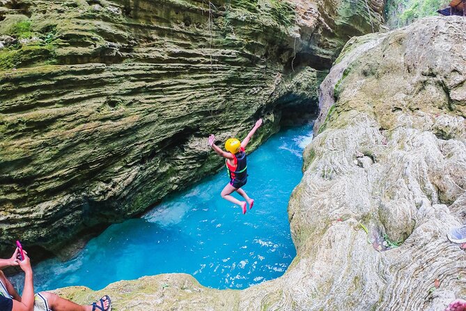 Kawasan Falls Canyoneering w/ Lunch & Transfers from Cebu City - Gear and Comfort: What You’re Provided, and What You Should Bring