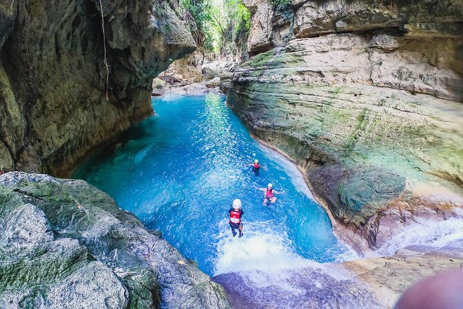 Kawasan Falls Canyoneering w/ Lunch & Transfers from Cebu City - Who Should Book This Canyoneering and Kawasan Falls Package?