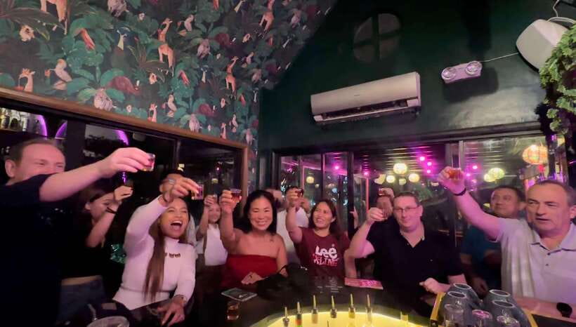 ⭐ Makati Bar Hopping and Pub Crawl Tour with Venus ⭐ - Venus, English-Smart, and Safety That Feels Real