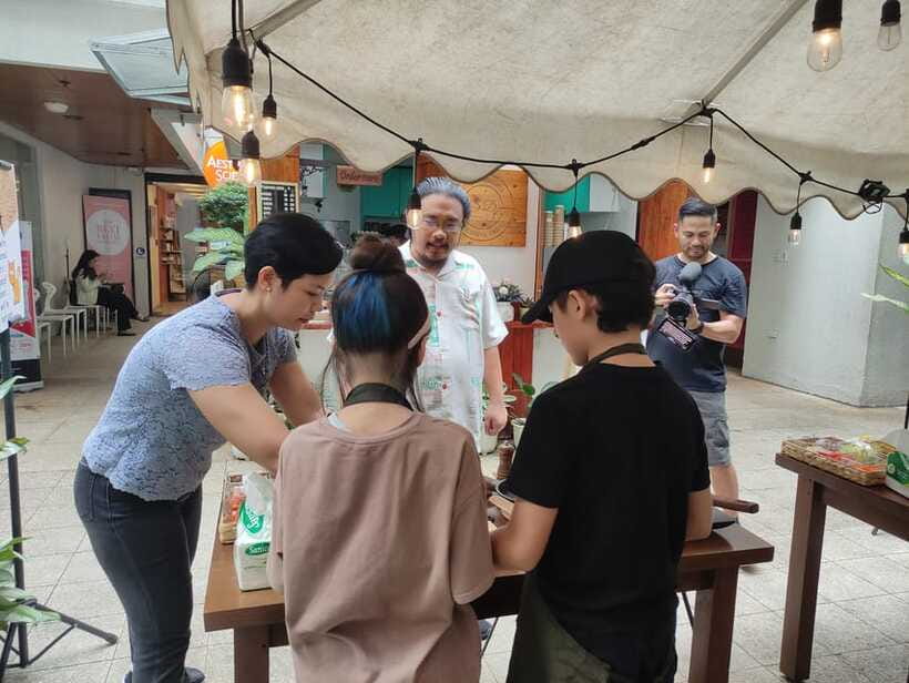 Makati: Hands on Manila Cooking Class - Noodles, seasoning, and stir-fry style confidence