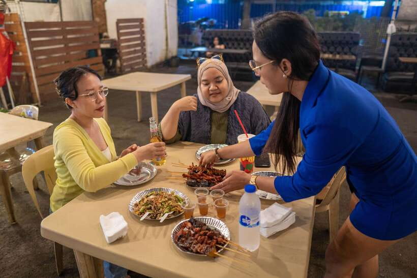 Makati: Street Food Experience with a Local Guide - Practical tips before you go (so the night stays fun)