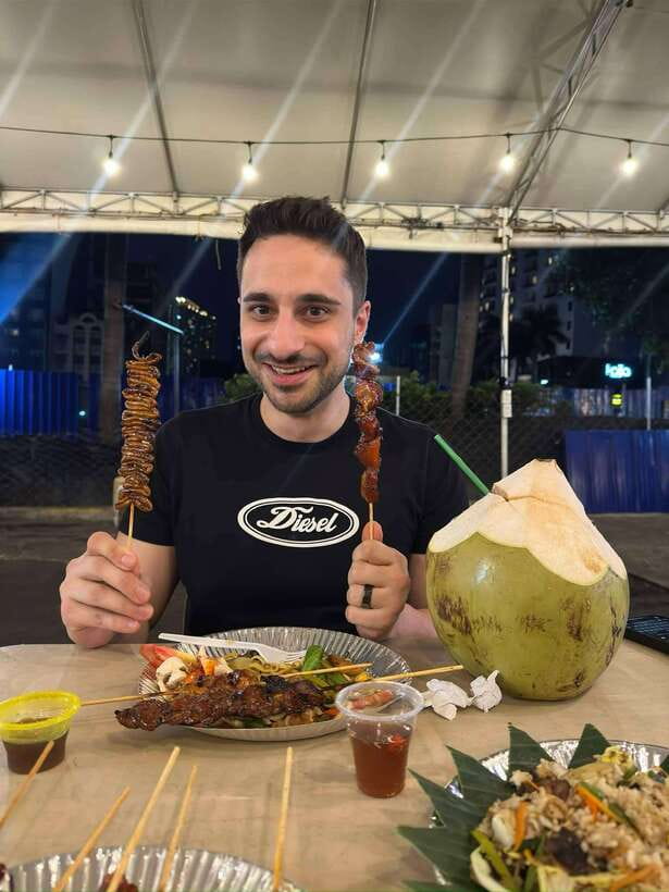 Makati Street food Tour, End with a Rooftop City View - FAQ