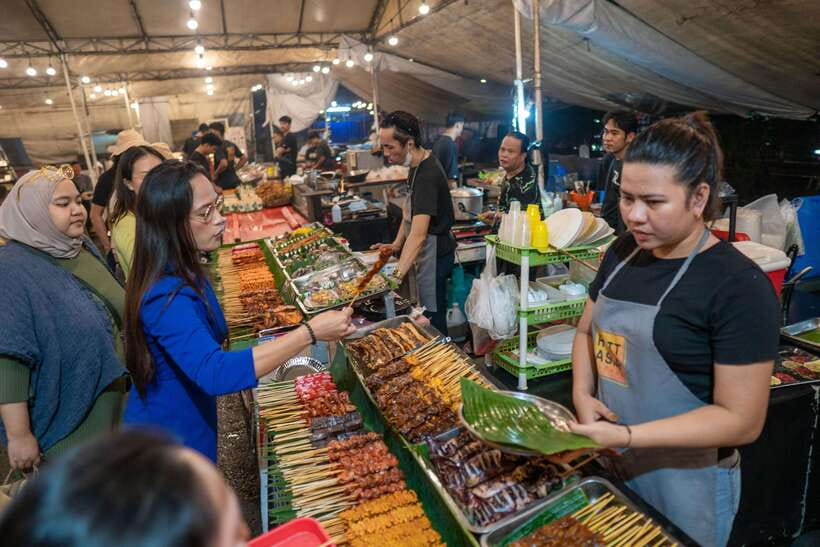 Makati Street food Tour, End with a Rooftop City View - Local Beer, Refreshments, and Why the 2-Hour Pace Feels Right