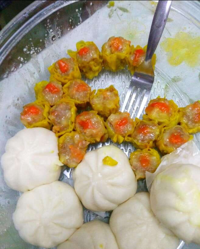 Manila: Binondo Chinatown Food Tour with Free Food Samples - Ongpin Street and street snacks you would skip on your own