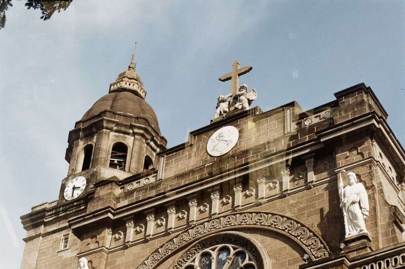 Manila: Filipino Historic Walking Tour in Intramuros - Price and value: what $55 buys you in a 3-hour small-group format