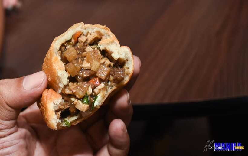 Manila: Guided Food Tour of Binondo with Tastings - Who should book, and who should skip