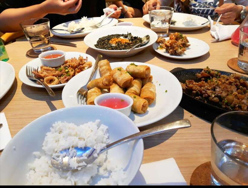 Manila: Intramuros and Chinatown Food Tour with Food Samples - Binondo’s food tasting: seven classic Chinese dishes, explained as Filipino-Chinese fusion