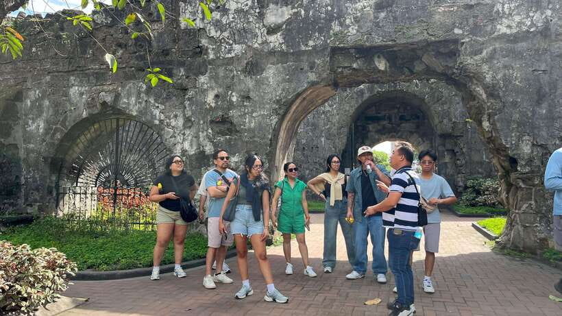 Manila: Intramuros Walking Tour. - Who should book this Intramuros walking tour