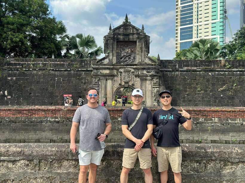 Manila: Intramuros Walled City Guided Walking Tour - Casa Manila start: the best way to orient yourself before you walk the walls