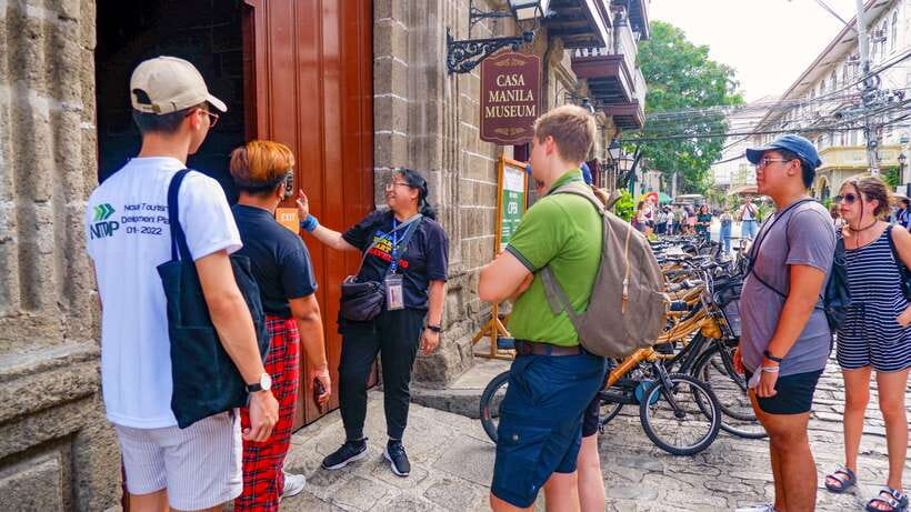 Manila: Sightseeing and Food Walking Tour with Tastings - Should You Book This Walk, Eat, and Explore Tour?