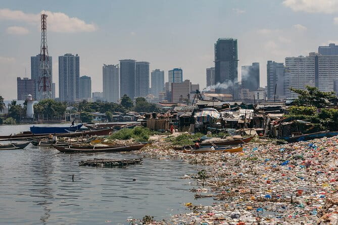 Manila Social and Political Walk - Your 2.5-Hour Route Through Makati and Beyond