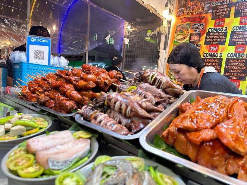 Manila Street food and Night Market Tour - Pasig Esplanade: river views and city lights to close the night