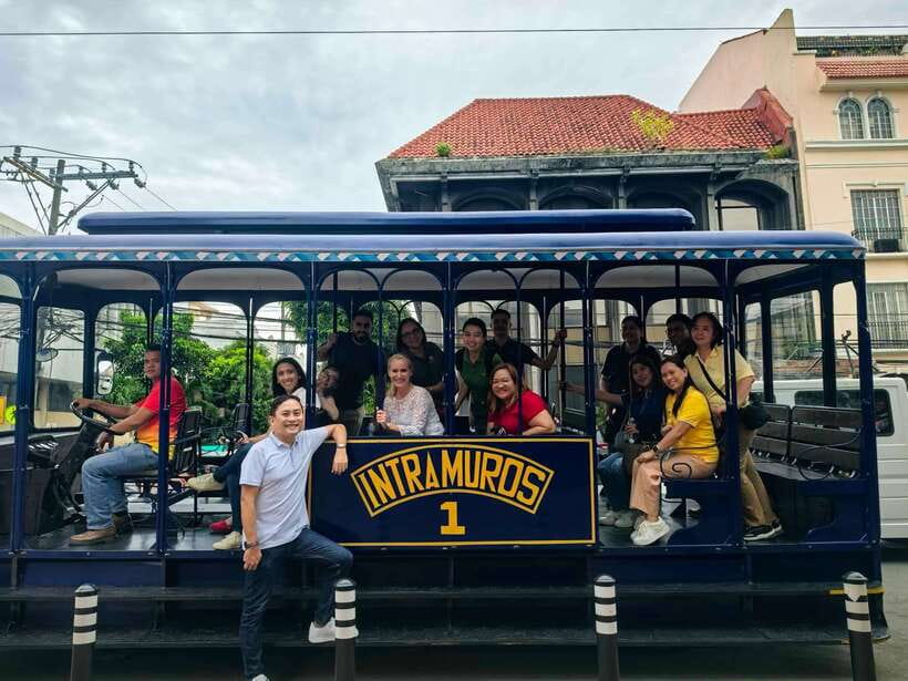 Manila: Walled City Intramuros Walking Tour - Manila Cathedral and Plaza Roma: where the colonial city still breathes