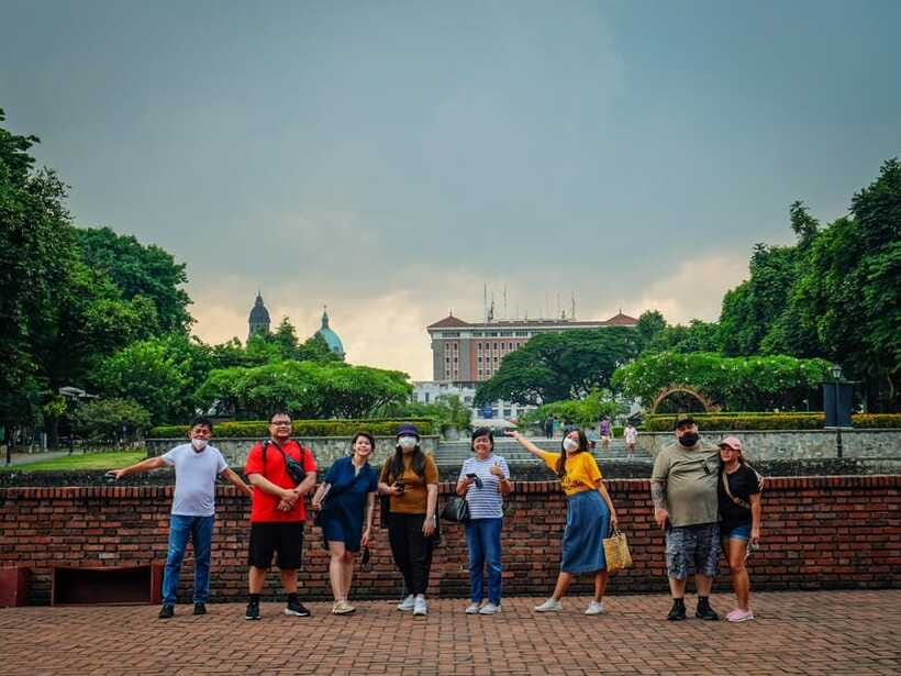 Manila: Walled City Intramuros Walking Tour - San Agustin Church (UNESCO) for architecture fans and quick worship-stops