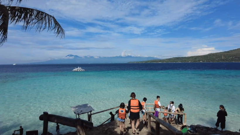 Oslob: Whale Sharks, Tumalog Falls & Sumilon Trio Adventure - The Sumilon Island transition: beach time with snorkeling and sandbar details