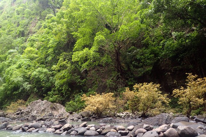 Pagsanjan Falls-Taal Volcano-Tagaytay ultimate Day Tour frm MNL - 6:00 am Pickup and the 12 to 14 hour reality check