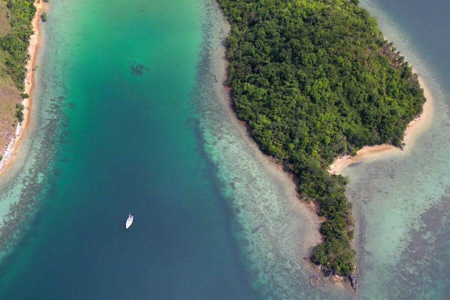 Palawan: Private Sailing Yacht Cruise in El Nido - What you are really buying: privacy, not just a boat
