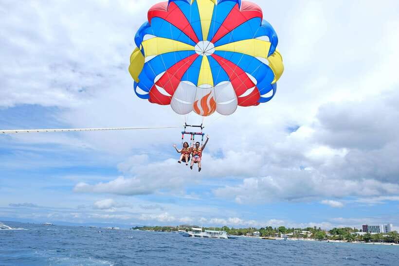 Panglao: Solo or Tandem Parasailing Experience near Alona - From Shore to the Air: What the Boat Transfer Feels Like