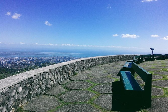 Private Cebu & Lapu-Lapu City Tour with Uphill Spots & Lunch at House of Lechon - The local history and culture stretch: Heritage Monument, ancestral house, and Taoist temple