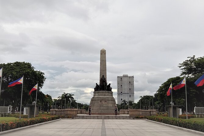 Private Half-Day Makati (Old Manila) with Intramuros - Getting your bearings fast with hotel pickup and a private plan