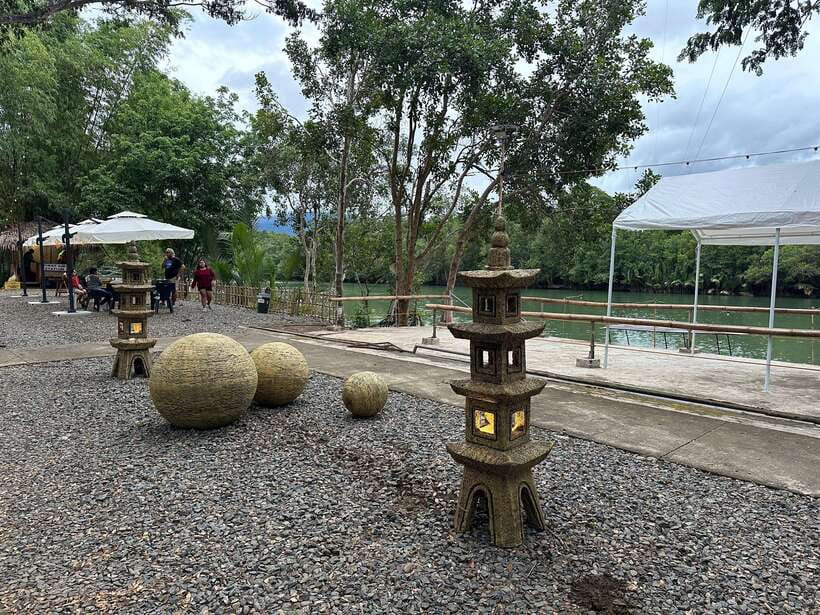 Puerto Princesa: Iwahig Firefly Watching & River Cruise - Dinner at the river: buffet value and the vibe