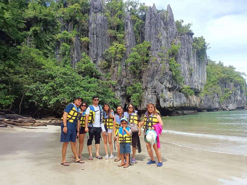 Puerto Princesa Palawan: Underground River with Lunch - Sabang Wharf to the cave entrance: what the day rhythm actually feels like