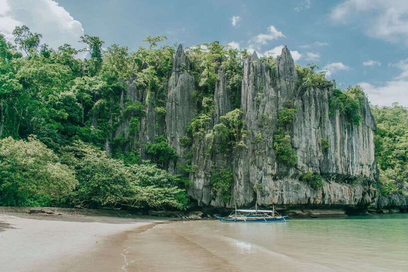 Puerto Princesa: Private Full-Day Tour To Underground River - Entering Palawan’s Underground River, Private and Low-Stress