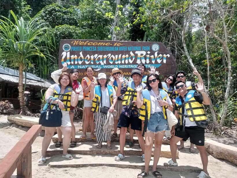 Puerto Princesa: Underground River Tour - Getting lunch right in Sabang, without losing the day