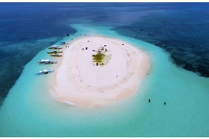 Siargao Island Hopping & land Tour - Meeting in General Luna at 7:00am, then getting moving