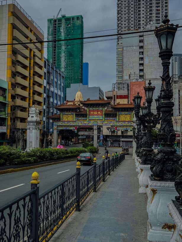 Solo Traveler Friendly Manila Walk w/ Mobile Photography - Intramuros walk: history you can photograph without getting lost